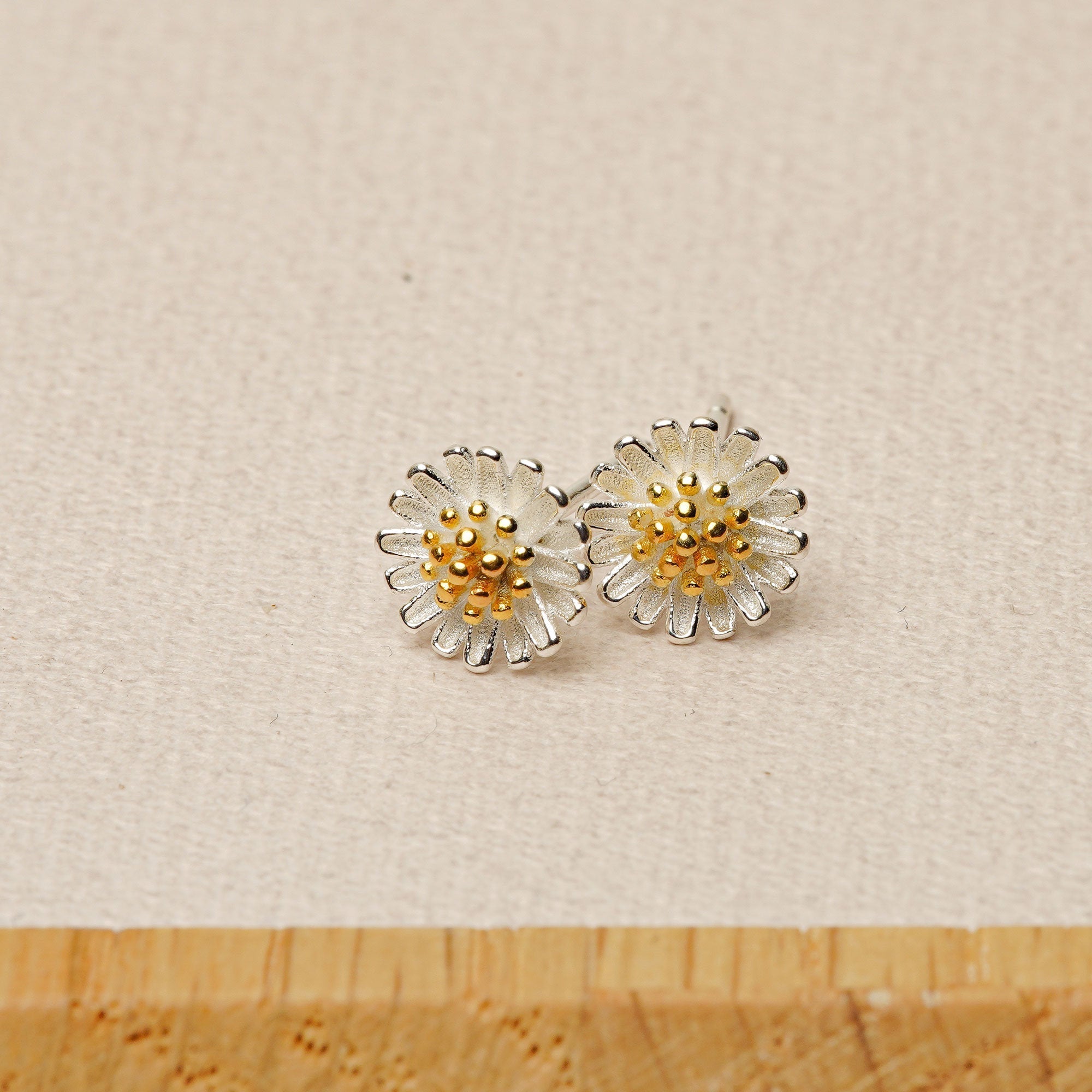 DAISY EARRINGS
