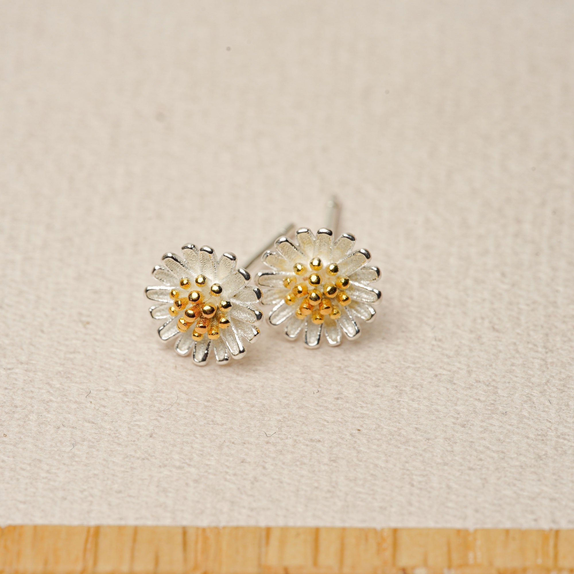 DAISY EARRINGS